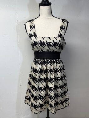 Black and Cream Square-Neck Mini Dress with Wide Waistband